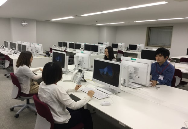 分け隔てなく、何事も聞きやすい環境です！
また何事にも“挑戦したい”という気持ちを大切にしています！